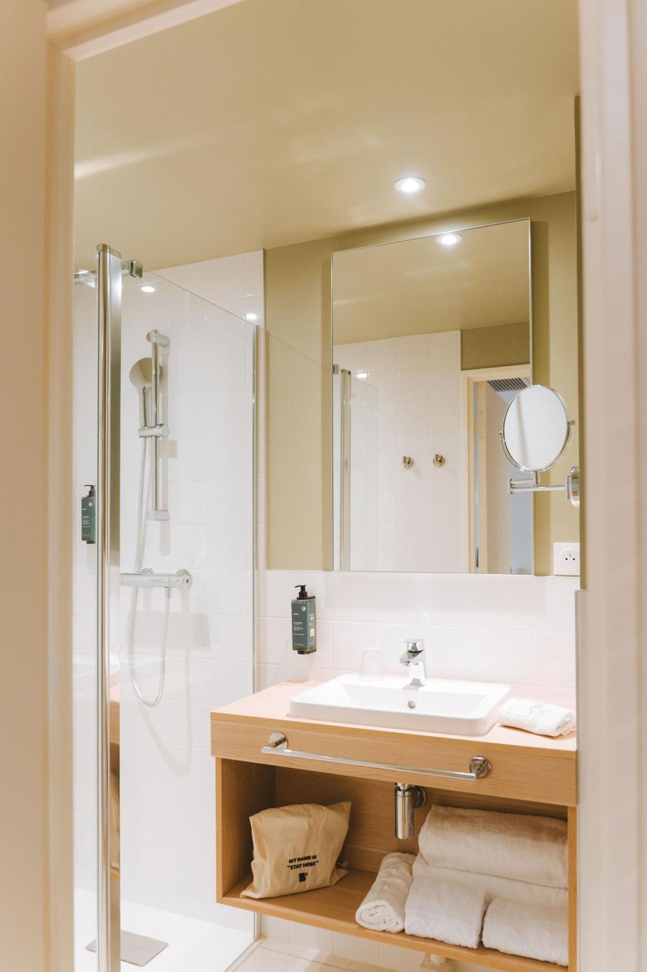 One-Bedroom Apartment,1625087426:JPEG